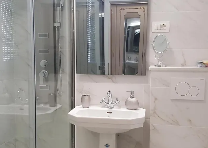 E&e 4* Arena Stozice Apartamento Liubliana