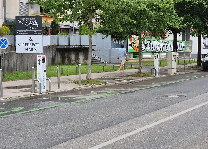 E&e 4* Arena Stozice Apartment